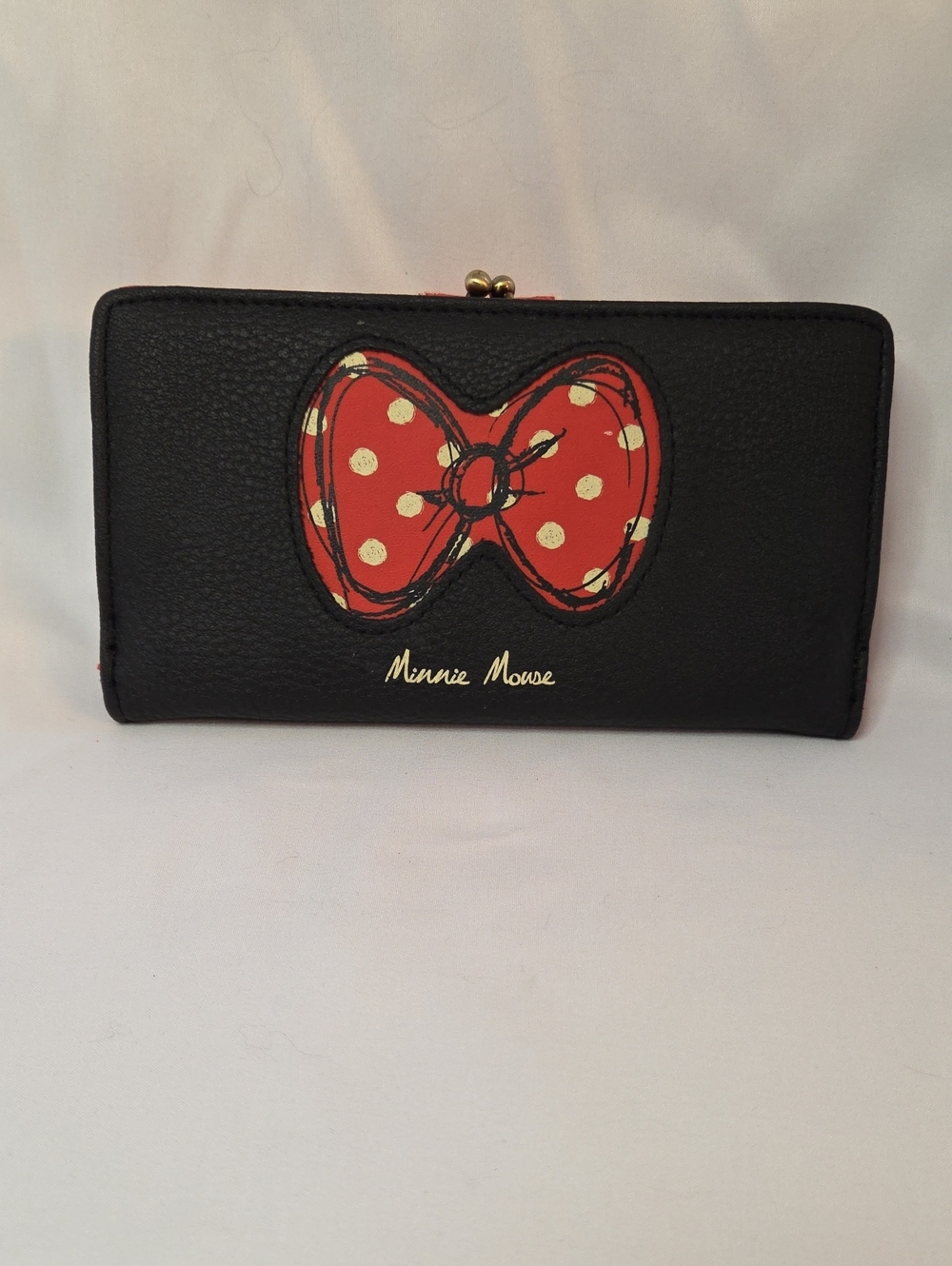 Disney Parks Minnie Mouse Black Faux Leather Bow Wallet